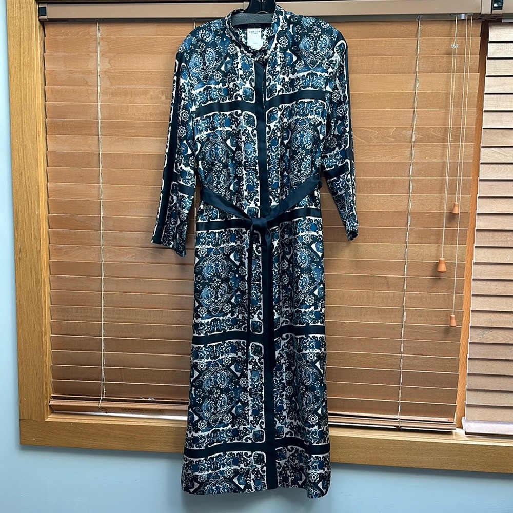 Gorgeous ‘S Max Mara blue silk print dress